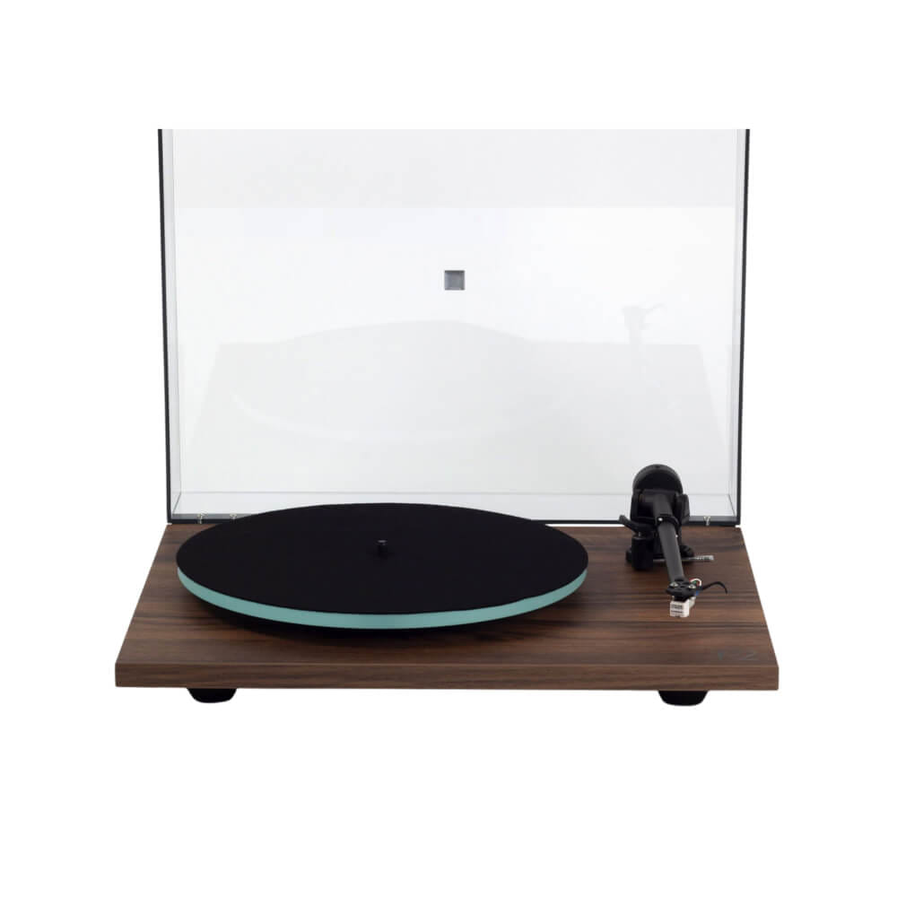 เครื่องเล่นแผ่นเสียง REGA : PLANAR 2 + หัว CARBON (WALNUT)